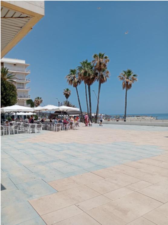 Beach Side Apartment -Estepona Zewnętrze zdjęcie